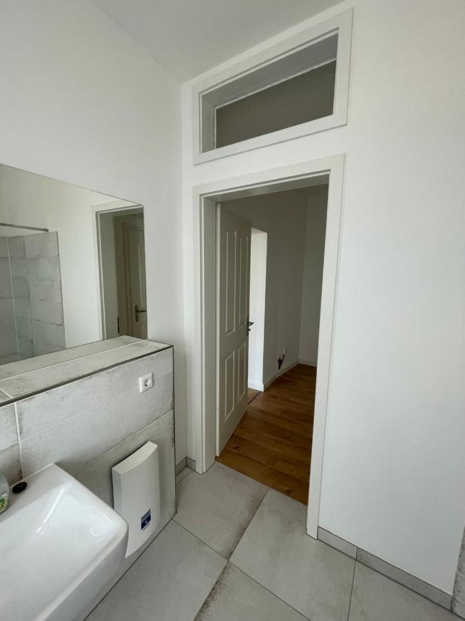 Boutique Hotel Pension Luisengruen Kueche 1Gbs Wlan Netflix Disney Magentatv Chemnitz Ngoại thất bức ảnh