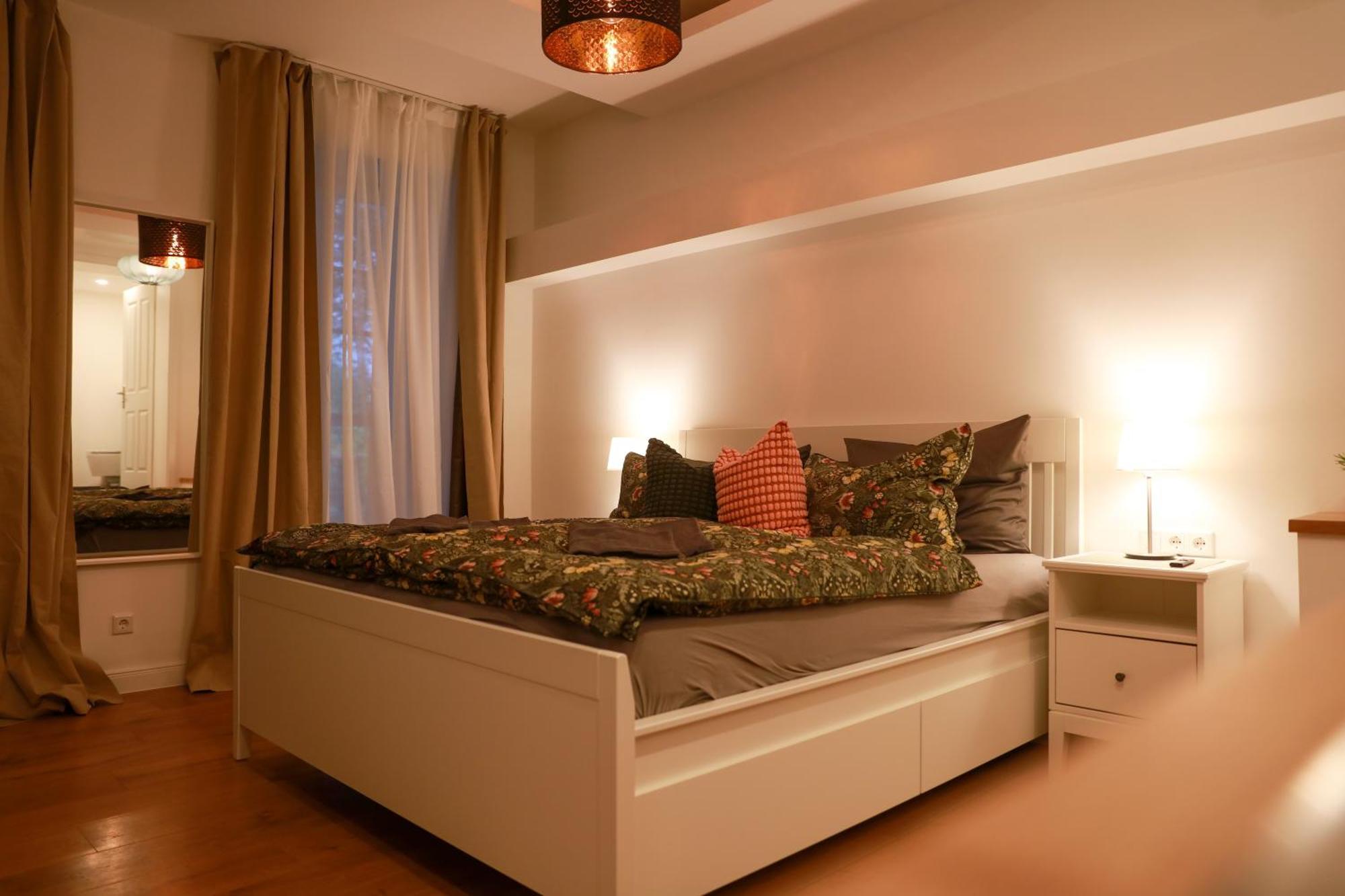 Boutique Hotel Pension Luisengruen Kueche 1Gbs Wlan Netflix Disney Magentatv Chemnitz Ngoại thất bức ảnh