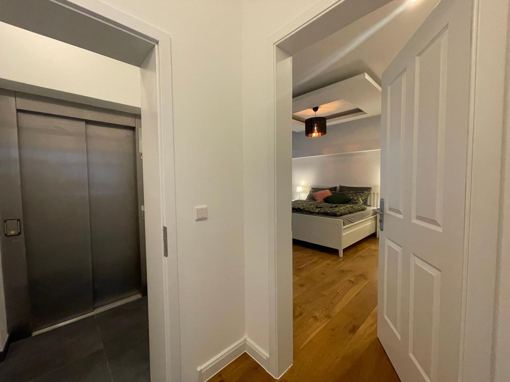 Boutique Hotel Pension Luisengruen Kueche 1Gbs Wlan Netflix Disney Magentatv Chemnitz Ngoại thất bức ảnh