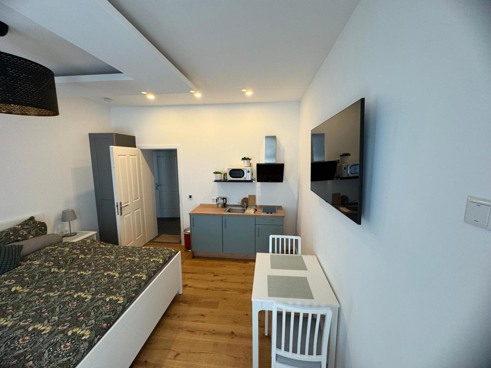Boutique Hotel Pension Luisengruen Kueche 1Gbs Wlan Netflix Disney Magentatv Chemnitz Ngoại thất bức ảnh