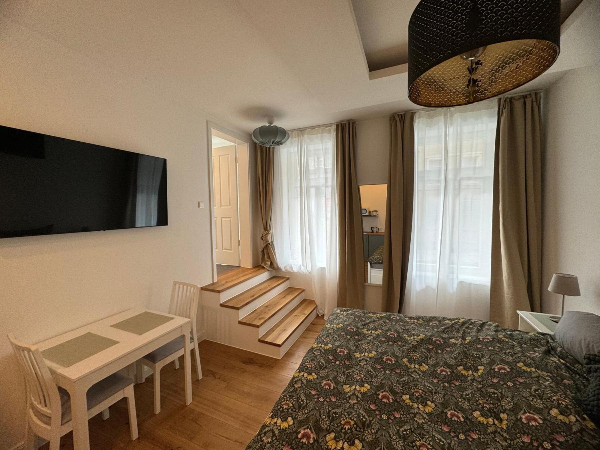 Boutique Hotel Pension Luisengruen Kueche 1Gbs Wlan Netflix Disney Magentatv Chemnitz Ngoại thất bức ảnh